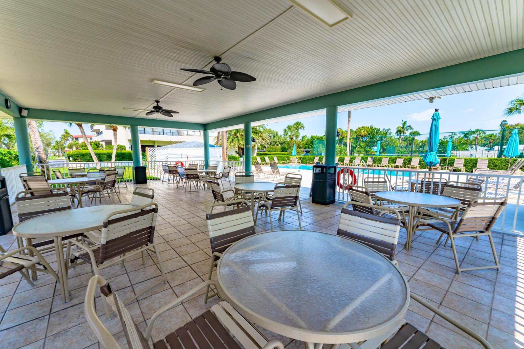 Our House At The Beach Lake House - C103 Villa Siesta Key Exterior photo